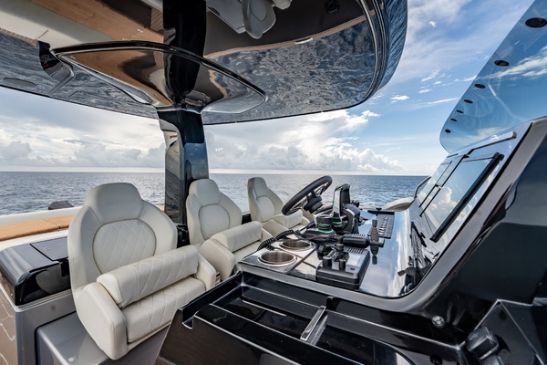 40ft Solaris Yacht For Sale