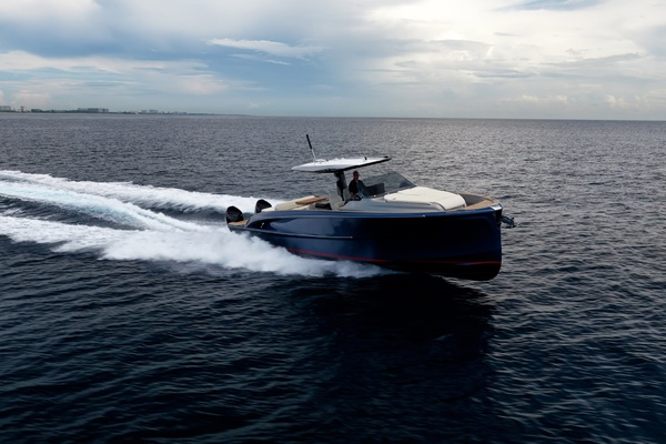 40ft Solaris Yacht For Sale