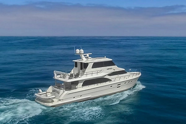 Hampton 760 Sky Lounge Motor Yachts Yacht For Sale