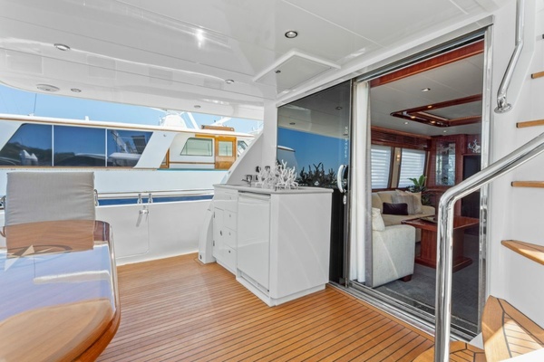 2014Hampton 76 ft 760 Sky Lounge Motor Yachts   TIGER LILLI