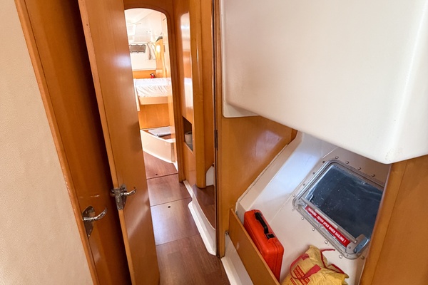 VIDIMUS 44ft Fountaine Pajot Yacht For Sale