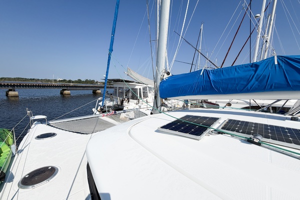 VIDIMUS 44ft Fountaine Pajot Yacht For Sale