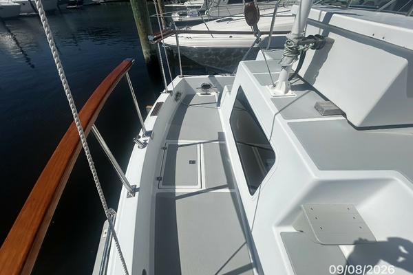 Final Turn 36ft Monk Yacht For Sale
