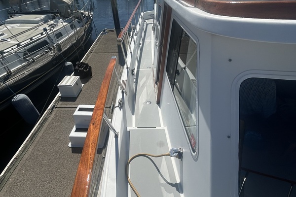 Final Turn 36ft Monk Yacht For Sale