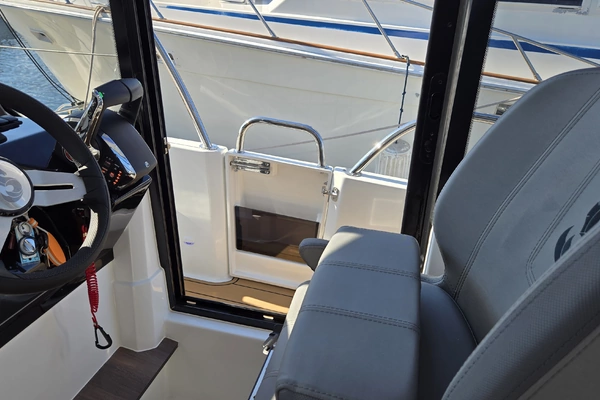 Beneteau Antares 11 Coupe Yacht For Sale