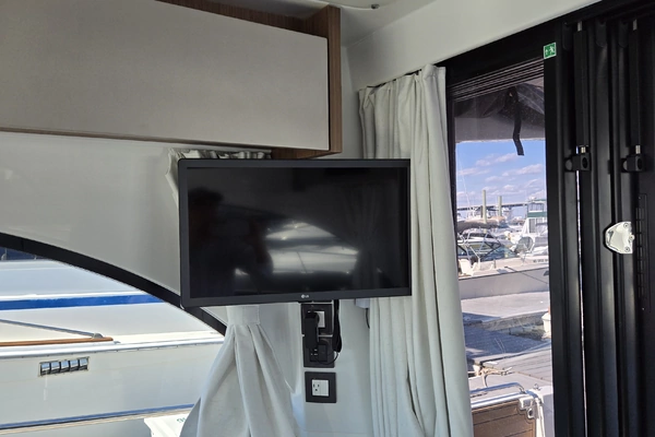 Beneteau Antares 11 Coupe Yacht For Sale