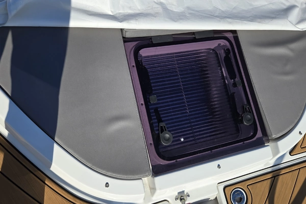 Beneteau Antares 11 Coupe Yacht For Sale