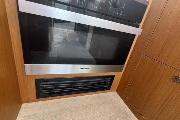 Blessed 35ft Beneteau Yacht For Sale