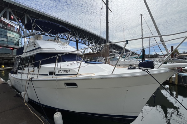 3270 Motoryacht