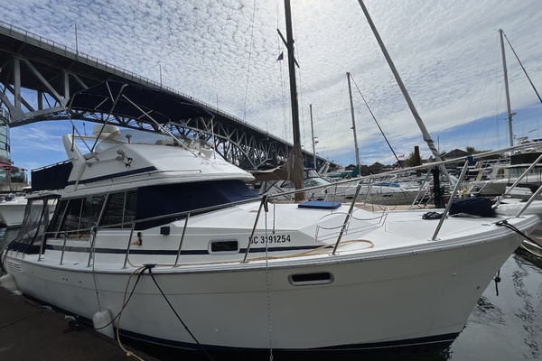 3270 Motoryacht