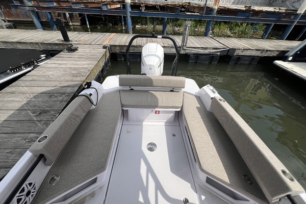 22ft Axopar Yacht For Sale