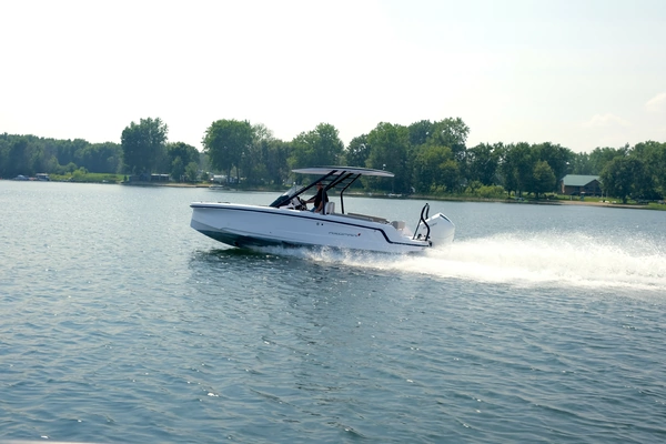 22-ft-Axopar-2024-22 T-Top- Quebec Quebec Canada  yacht for sale