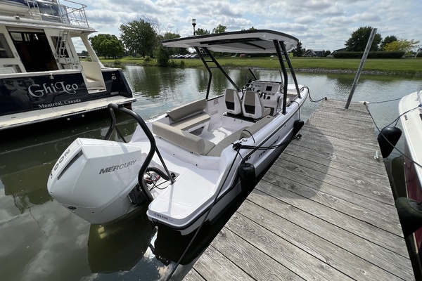 22ft Axopar Yacht For Sale