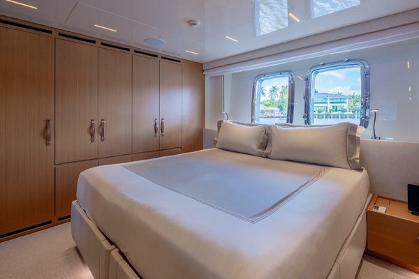 SOFI VI 120ft Sanlorenzo Yacht For Sale