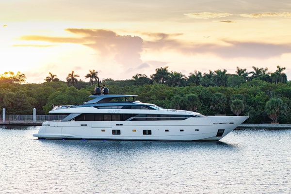 SOFI VI 120ft Sanlorenzo Yacht For Sale