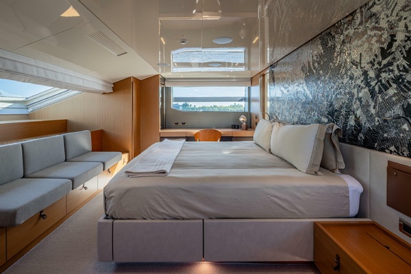 SOFI VI 120ft Sanlorenzo Yacht For Sale