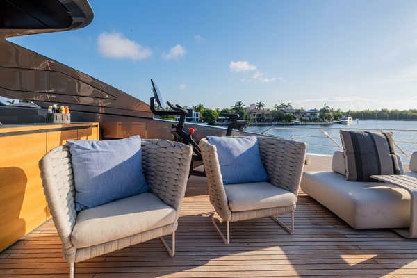 SOFI VI 120ft Sanlorenzo Yacht For Sale