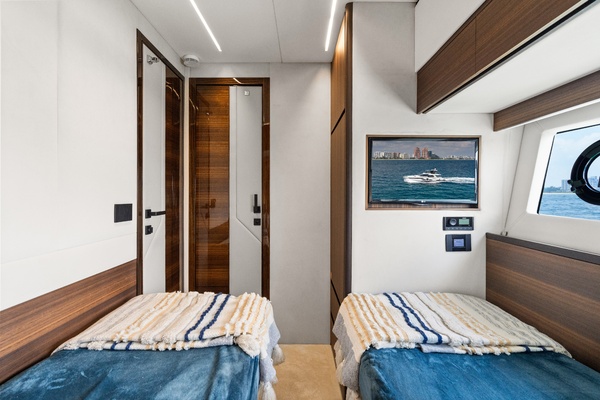 2023Aicon 66 ft 66 Vivere   Calogero