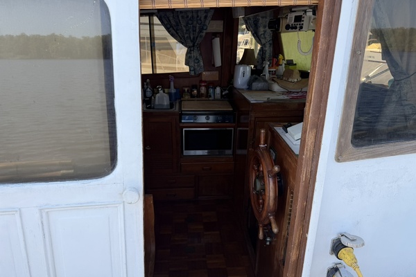 Morning Star 34ft Marine Trader Yacht For Sale