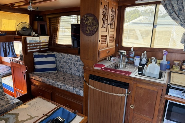 Morning Star 34ft Marine Trader Yacht For Sale