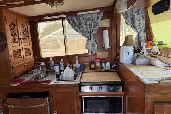 Morning Star 34ft Marine Trader Yacht For Sale