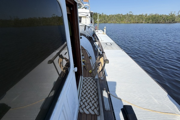 Morning Star 34ft Marine Trader Yacht For Sale