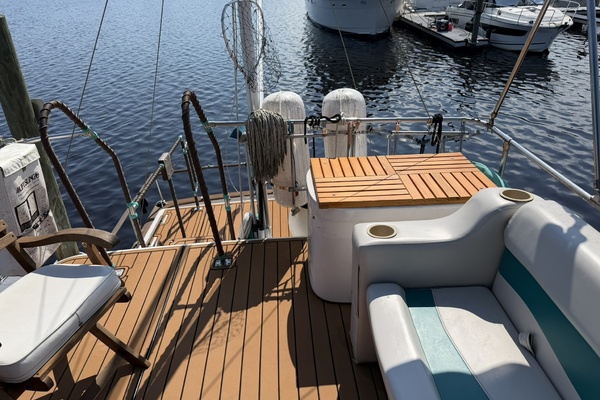 Morning Star 34ft Marine Trader Yacht For Sale