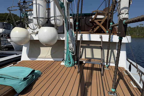 Morning Star 34ft Marine Trader Yacht For Sale