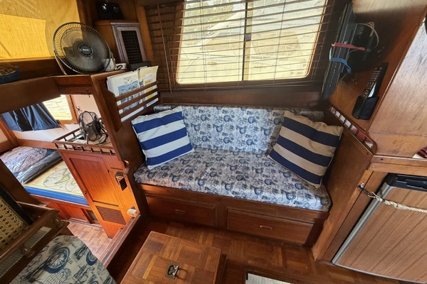 Morning Star 34ft Marine Trader Yacht For Sale