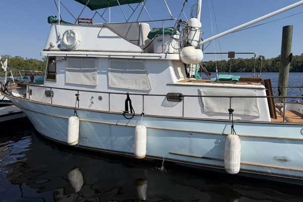 Morning Star 34ft Marine Trader Yacht For Sale
