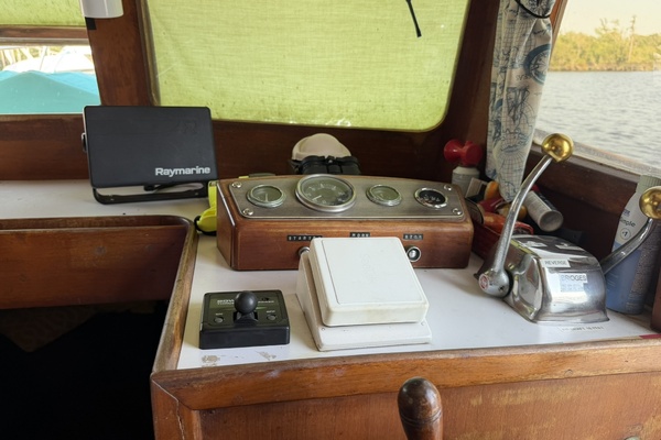 Morning Star 34ft Marine Trader Yacht For Sale