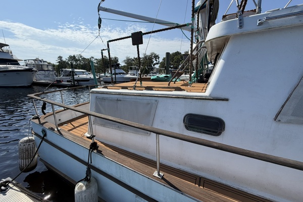 Morning Star 34ft Marine Trader Yacht For Sale