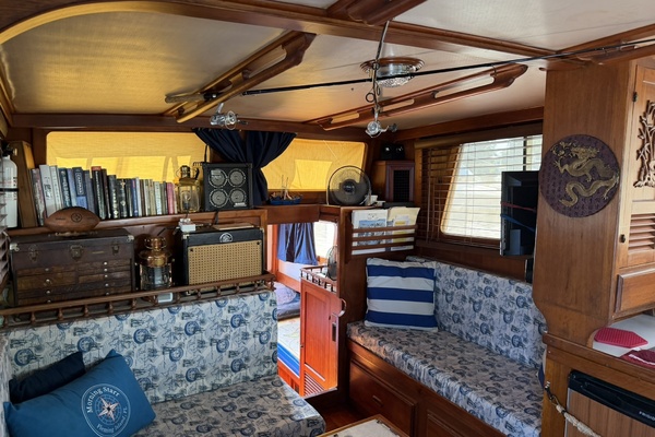 Morning Star 34ft Marine Trader Yacht For Sale