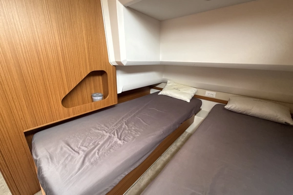 Greenline 40 Hybrid Yacht For Sale