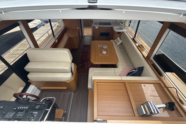 Greenline 40 Hybrid Yacht For Sale