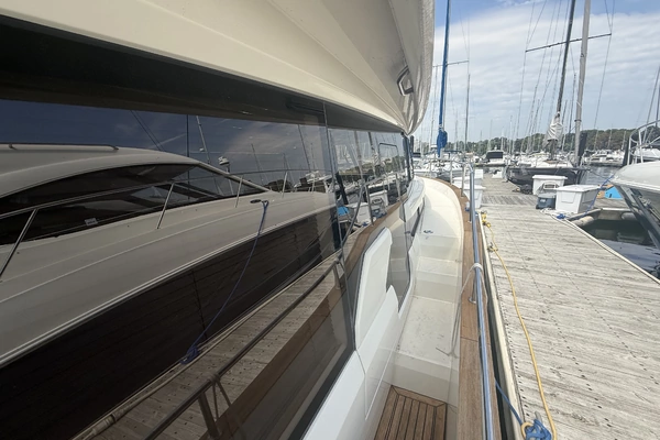 Greenline 40 Hybrid Yacht For Sale
