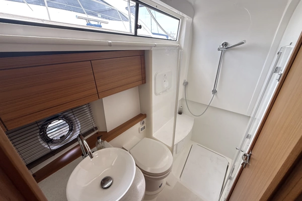 Greenline 40 Hybrid Yacht For Sale