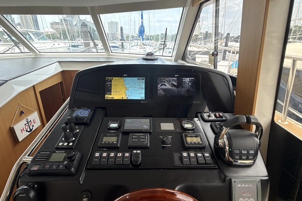 Greenline 40 Hybrid Yacht For Sale