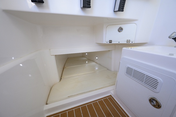 35ft Everglades Yacht For Sale