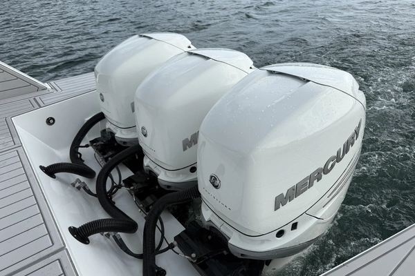 Cruisers Yachts 42 GLS OB Yacht For Sale