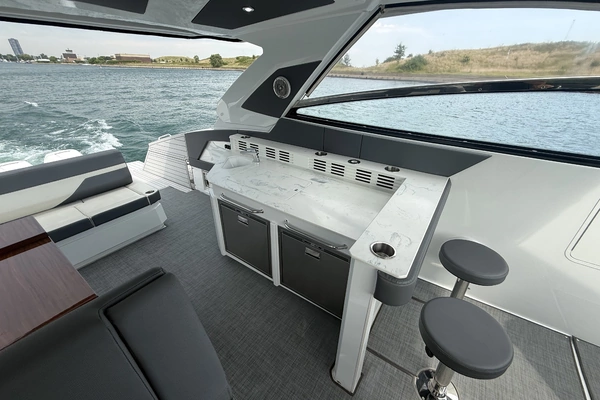 Cruisers Yachts 42 GLS OB Yacht For Sale