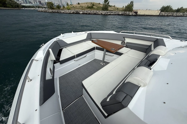 Cruisers Yachts 42 GLS OB Yacht For Sale