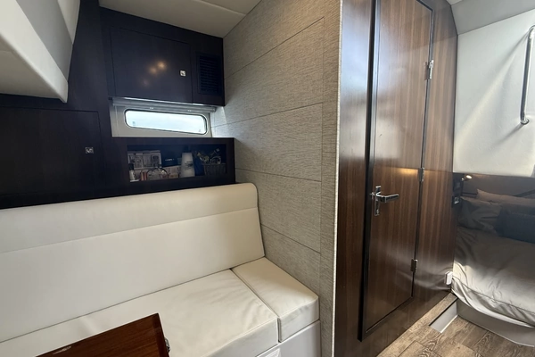 Cruisers Yachts 42 GLS OB Yacht For Sale