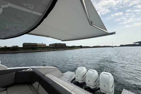 Cruisers Yachts 42 GLS OB Yacht For Sale