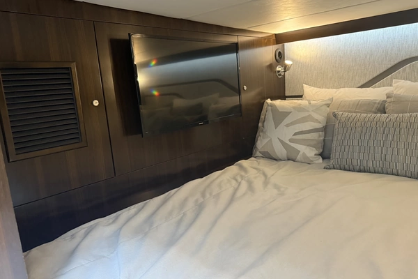 Cruisers Yachts 42 GLS OB Yacht For Sale