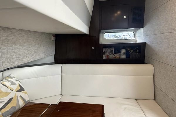 Cruisers Yachts 42 GLS OB Yacht For Sale