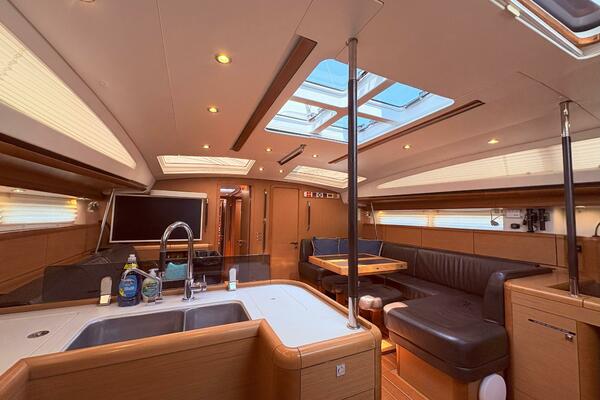 Remedy 57ft Jeanneau Yacht For Sale