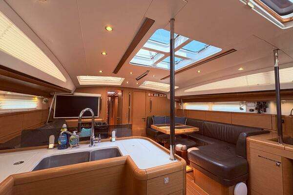 Jeanneau Yacht 57 Yacht For Sale