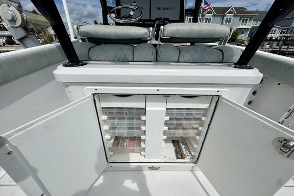 25ft Sportsman Yacht For Sale
