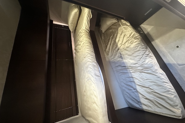 53ft Galeon Yacht For Sale
